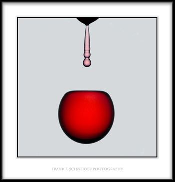 Ảnh tốc độ cao - Red Drop 
