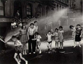 Hình ảnh cũ về New York -Summer, Lower East Side, 1937