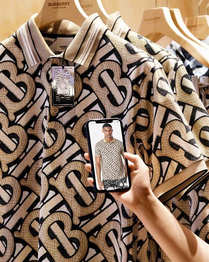 Ví dụ về Burberry AR