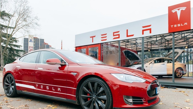 Nhung du doan ve co phieu Tesla Lieu Duong truot